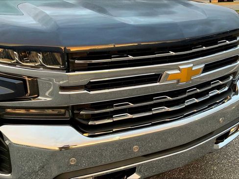 Used 2021 Chevrolet Silverado 1500 LTZ image 58