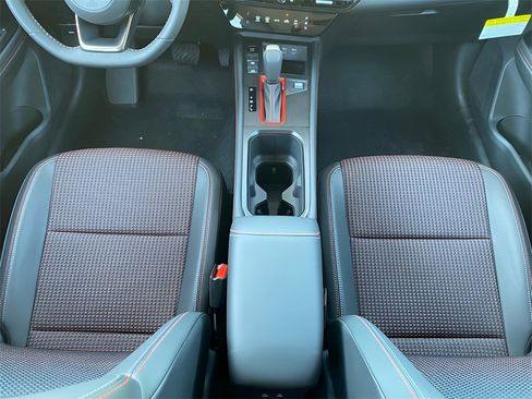 New 2026 Nissan Kicks SR image 16