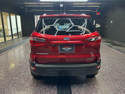 Used 2019 Ford EcoSport SE w/ SE Convenience Package image 6