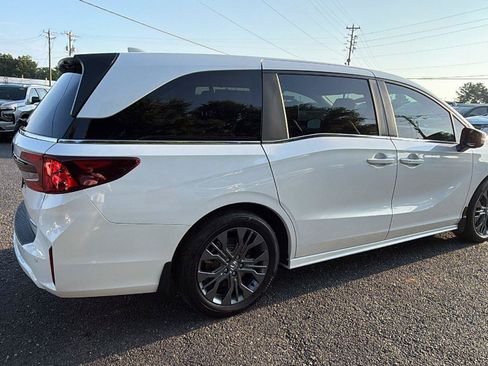 Used 2026 Honda Odyssey Touring image 8
