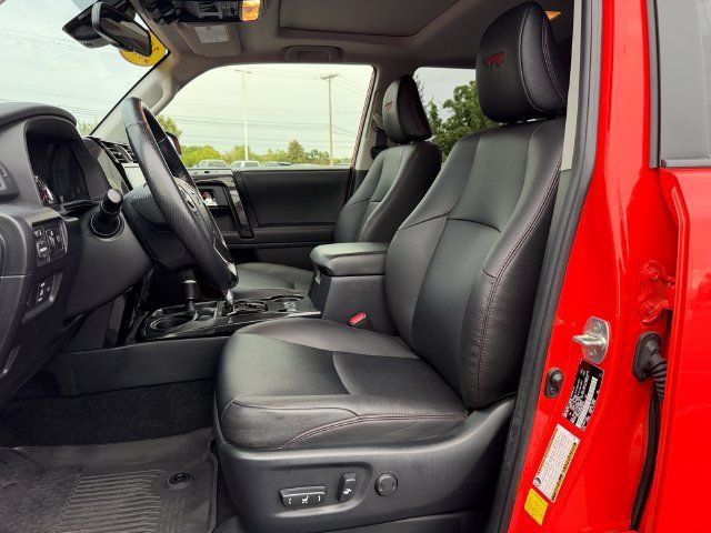 Certified 2024 Toyota 4Runner TRD Off-Road Premium w/ Off Road Premium Plus Package AWD/4WD image 15