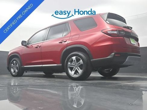Used 2025 Honda Pilot EX-L image 32