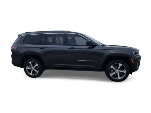 New 2026 Jeep Grand Cherokee L Limited AWD/4WD image 9