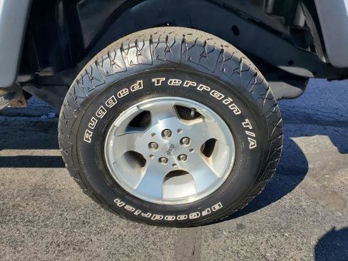 Used 2004 Jeep Wrangler Sport image 19