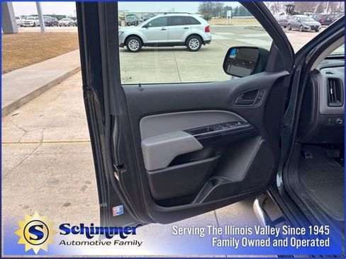 Used 2017 Chevrolet Colorado W/T image 12