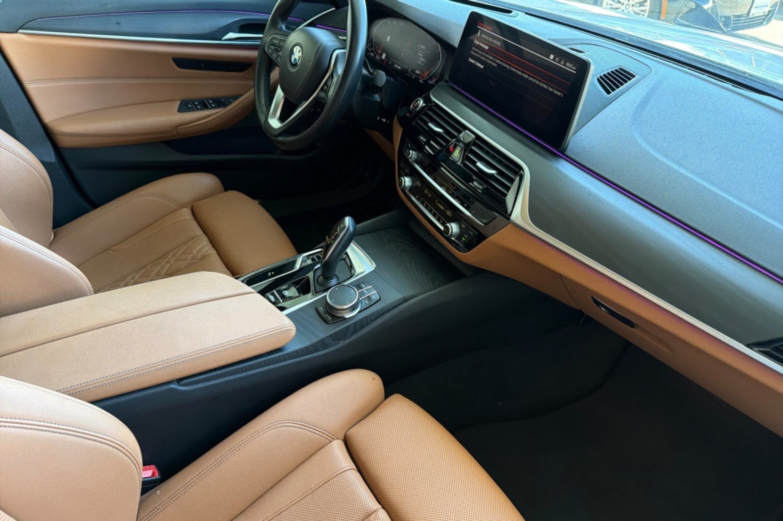 Used 2023 BMW 530i w/ Premium Package RWD image 14