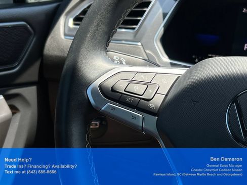 Used 2023 Volkswagen Tiguan SE AWD/4WD image 29
