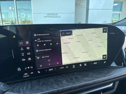 Used 2025 Audi Q5 2.0T Premium w/ Convenience Package image 6