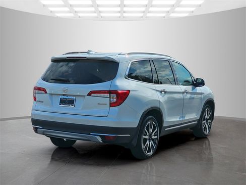Used 2022 Honda Pilot Touring image 6