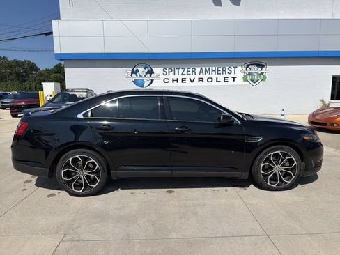 Used 2018 Ford Taurus SHO AWD/4WD image 11