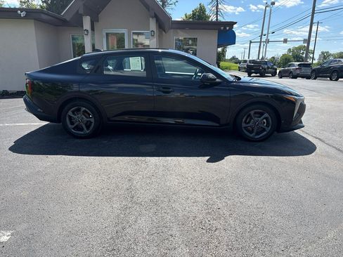 Used 2025 Kia K4 FWD image 4