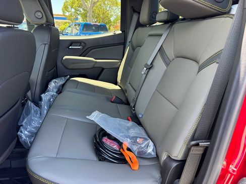 New 2026 Chevrolet Colorado ZR2 w/ ZR2 Bison Edition AWD/4WD image 14