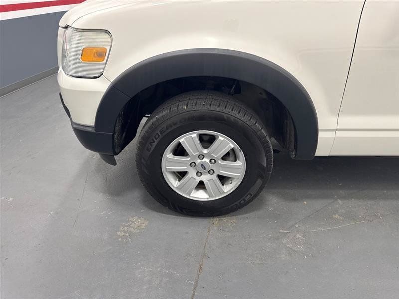 Used 2010 Ford Explorer Sport Trac XLT RWD image 9