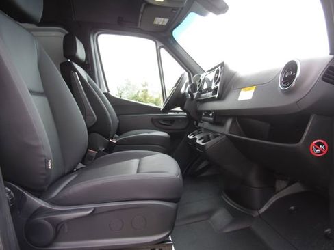 New 2026 Mercedes-Benz Sprinter 2500 image 15