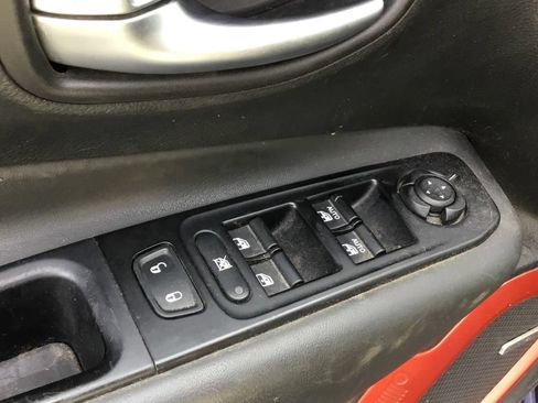 Used 2020 Jeep Renegade Trailhawk w/ Premium Leather Group AWD/4WD image 7