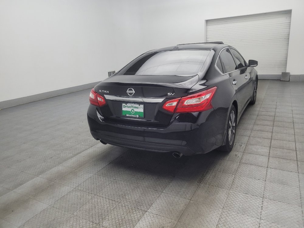 Used 2016 Nissan Altima 2.5 SV w/ Convenience Package FWD image 9