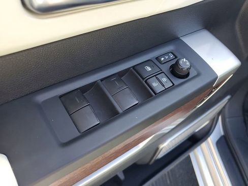 Used 2022 Toyota Tundra Capstone AWD/4WD image 9