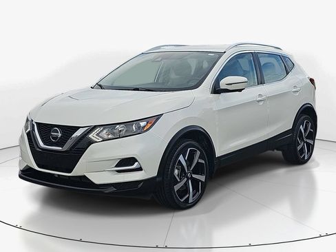 Used 2022 Nissan Rogue Sport SL AWD/4WD image 11