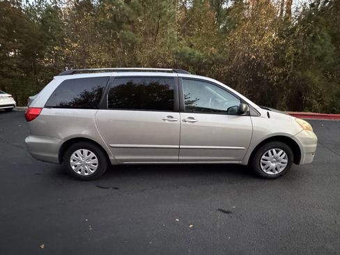 Used 2006 Toyota Sienna LE image 6