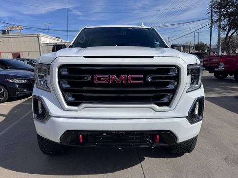 Used 2021 GMC Sierra 1500 AT4 image 2