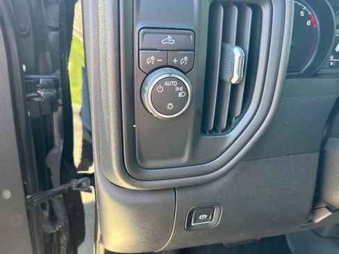 Used 2023 Chevrolet Silverado 1500 Custom RWD image 14