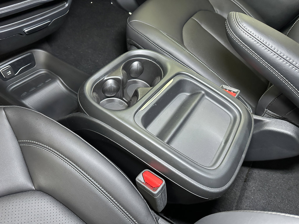 New 2027 Chrysler Pacifica Select AWD/4WD image 34
