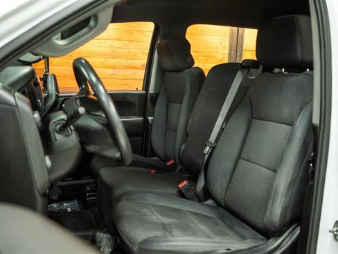 Used 2020 Chevrolet Silverado 2500 W/T w/ WT Convenience Package image 8