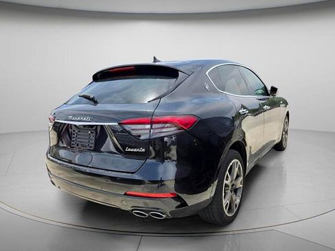 Used 2023 Maserati Levante GT AWD/4WD image 6