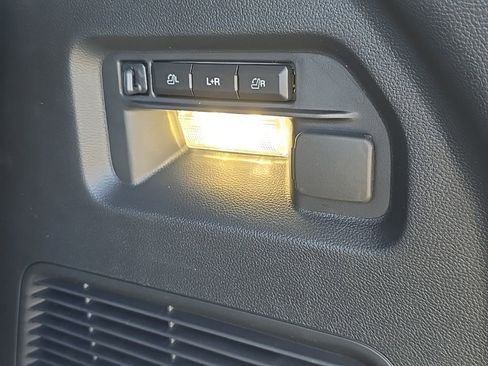 New 2026 Ford Explorer Platinum image 11