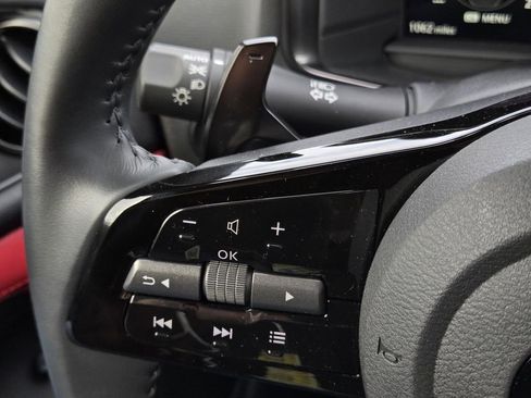 Used 2024 Nissan Z Performance w/ Floor Mat Package image 25