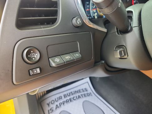 Used 2014 Chevrolet Corvette 3LT w/ 3LT Preferred Equipment Group image 20