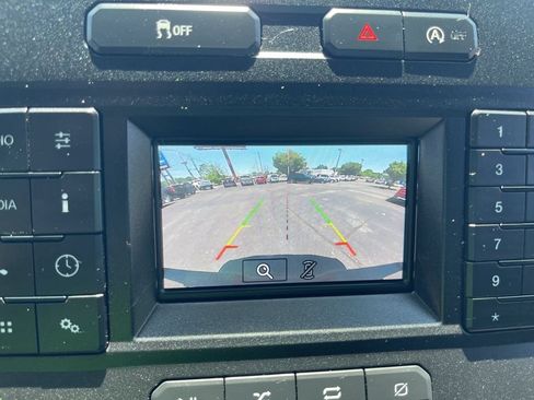 Used 2018 Ford F150 XLT AWD/4WD image 28