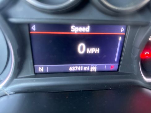 Used 2022 Chevrolet Silverado 2500 LT image 15