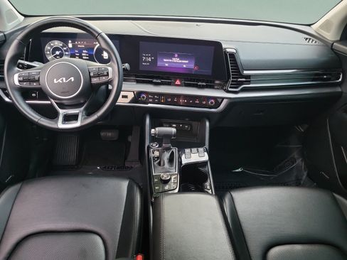 Certified 2025 Kia Sportage SX FWD image 8