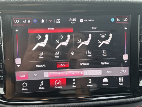 Used 2024 Dodge Durango GT image 18