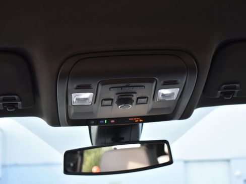 Used 2022 Chevrolet Tahoe LT w/ Luxury Package image 31