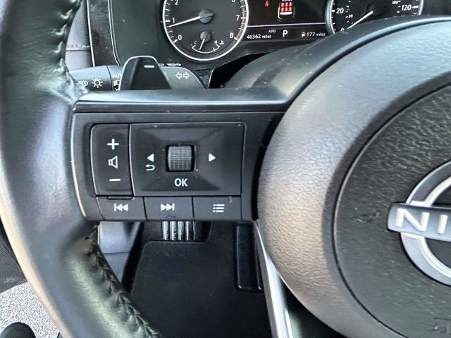 Used 2025 Nissan Pathfinder SV AWD/4WD image 8
