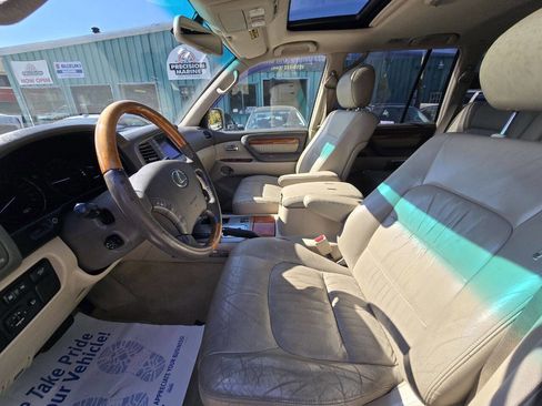 Used 2006 Lexus LX 470 4WD image 17