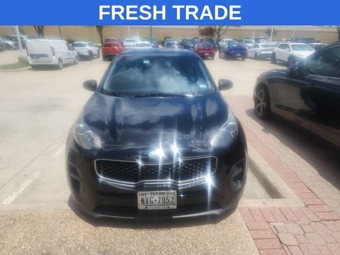 Used 2018 Kia Sportage LX FWD image 4
