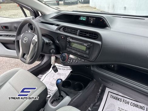 Used 2012 Toyota Prius C Four image 29