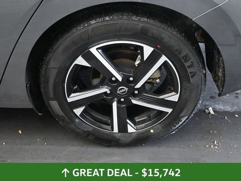 Used 2024 Nissan Sentra SV image 17