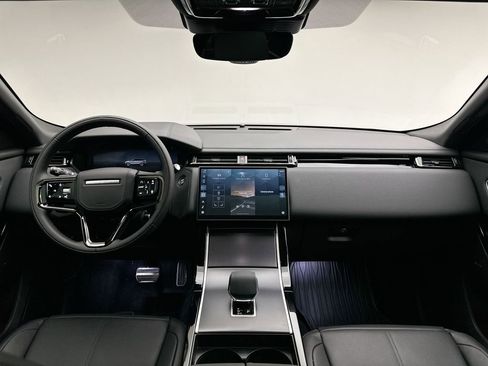 New 2026 Land Rover Range Rover Velar Dynamic SE image 16