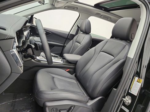 Used 2023 Audi Q7 2.0T Premium AWD/4WD image 10