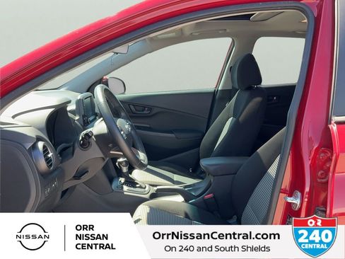 Used 2018 Hyundai Kona SEL w/ SEL Tech Package 02 image 17