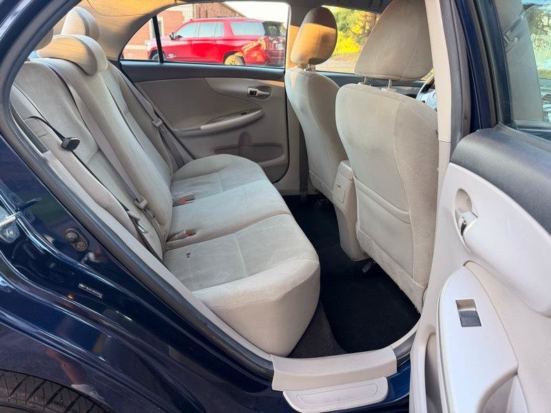 Used 2011 Toyota Corolla LE FWD image 16