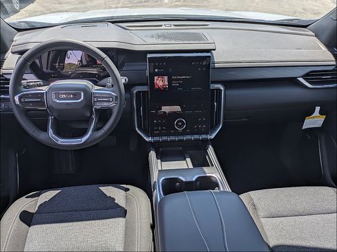 New 2026 GMC Acadia Elevation FWD image 16