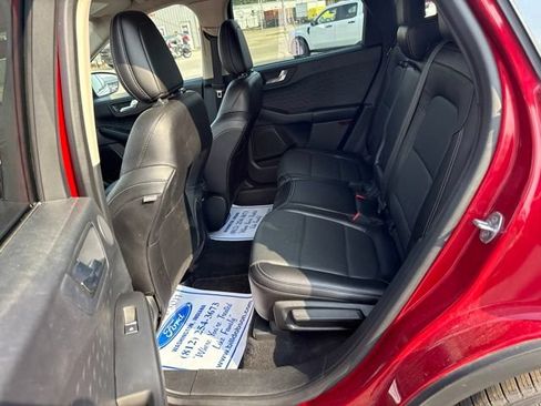 Used 2020 Ford Escape Titanium AWD/4WD image 24