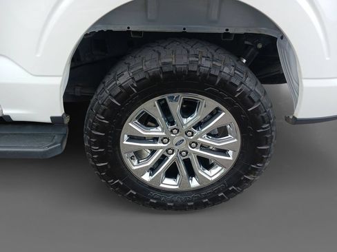Used 2024 Ford F150 Lariat w/ Bed Utility Package AWD/4WD image 8