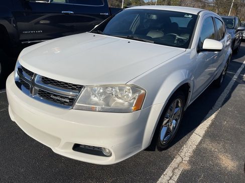 Used 2011 Dodge Avenger Lux image 1