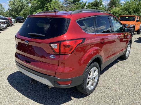 Used 2019 Ford Escape SEL AWD/4WD image 8